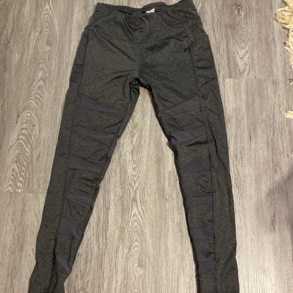 Gray Avia Leggings with mesh inserts and pockets